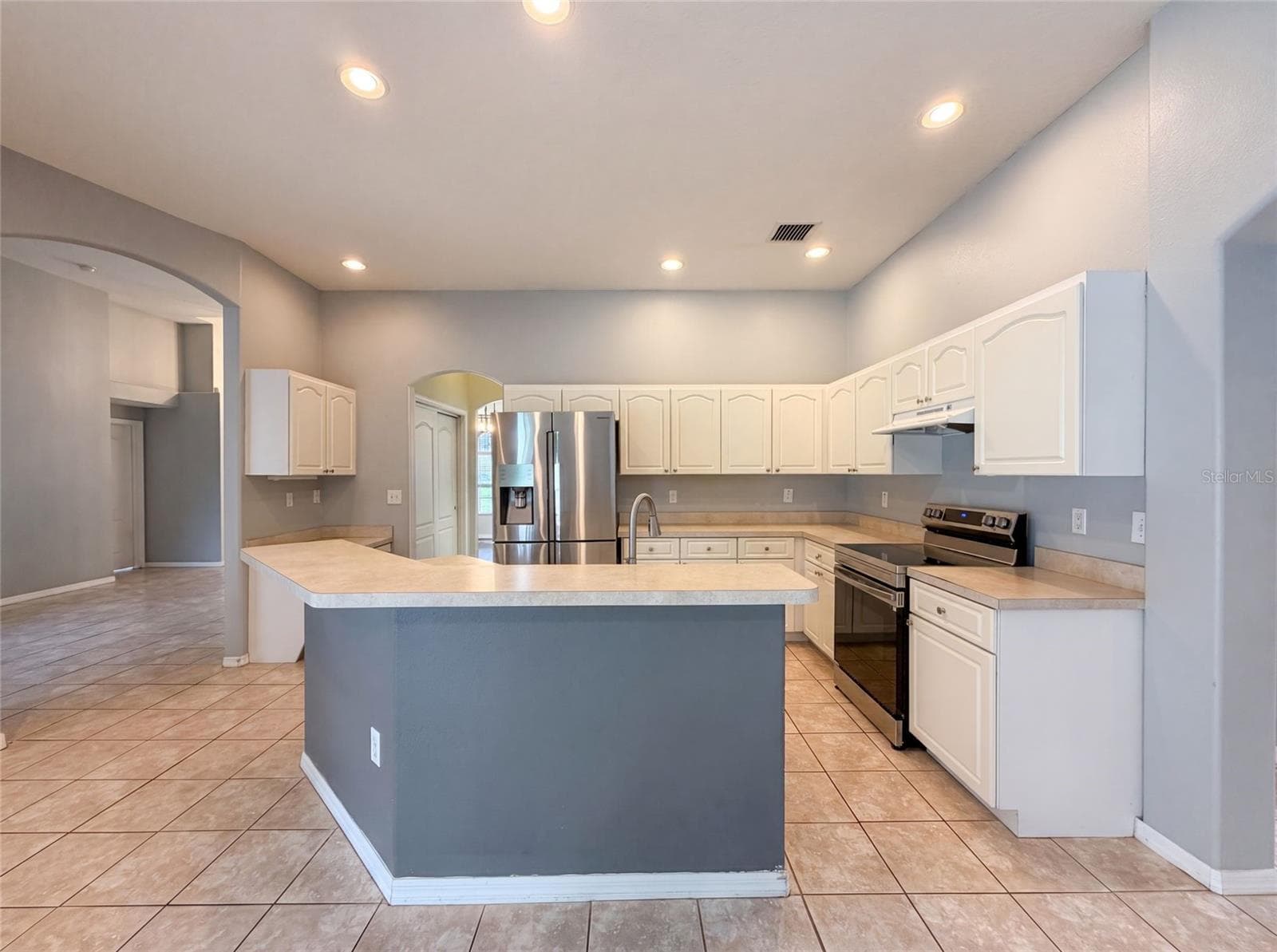 222 Taylor Bay Ln photo 2