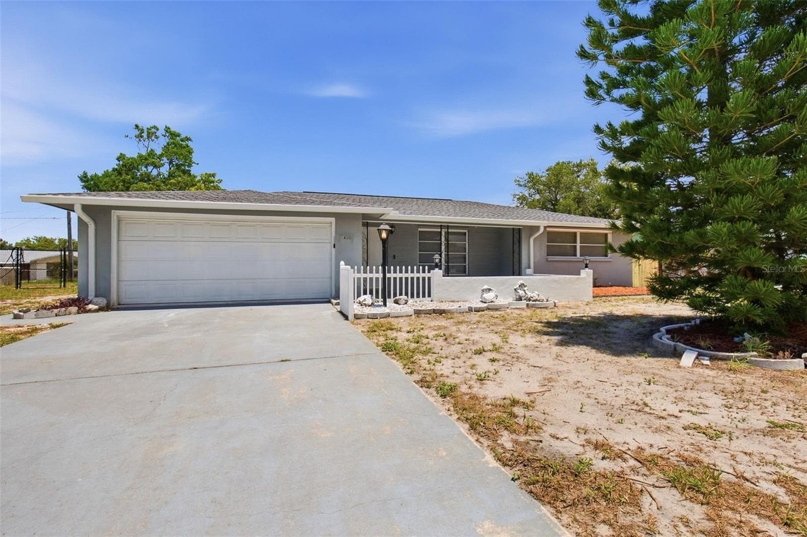 7617 Jasmine Blvd photo 2