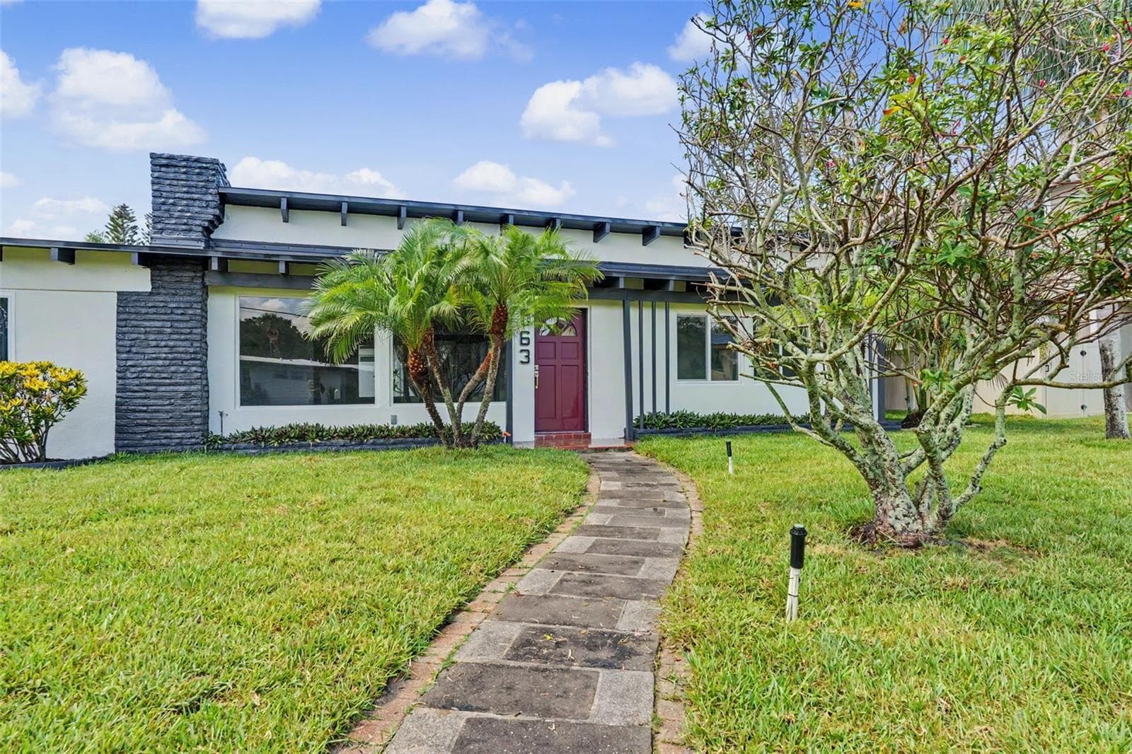 63 Palm Blvd photo 3