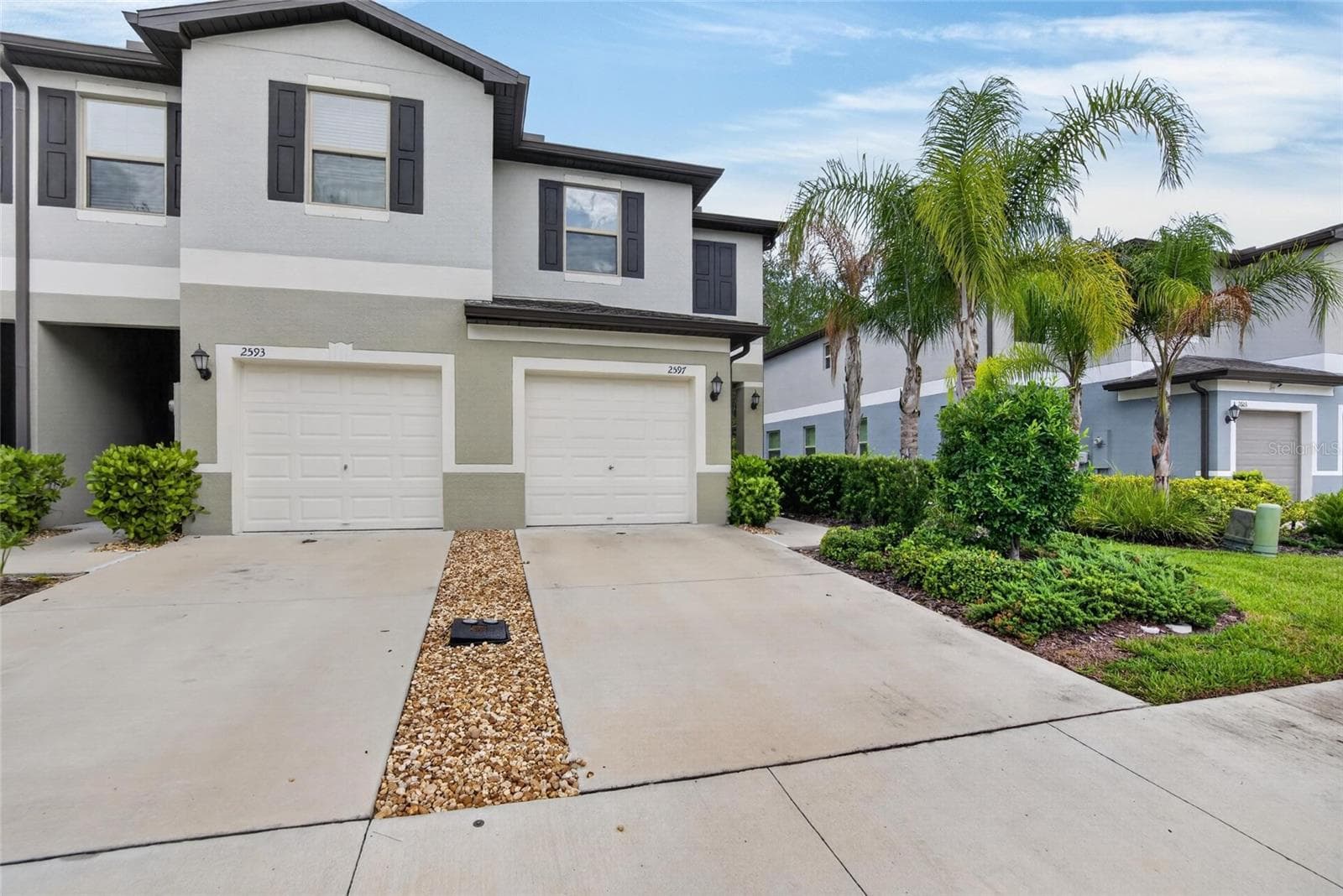 2597 Charlan photo 4