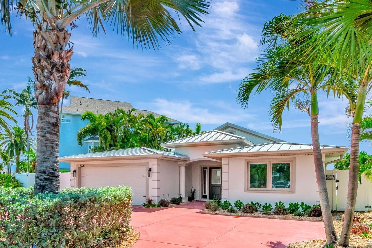 7025 Boca Ciega Dr photo 2
