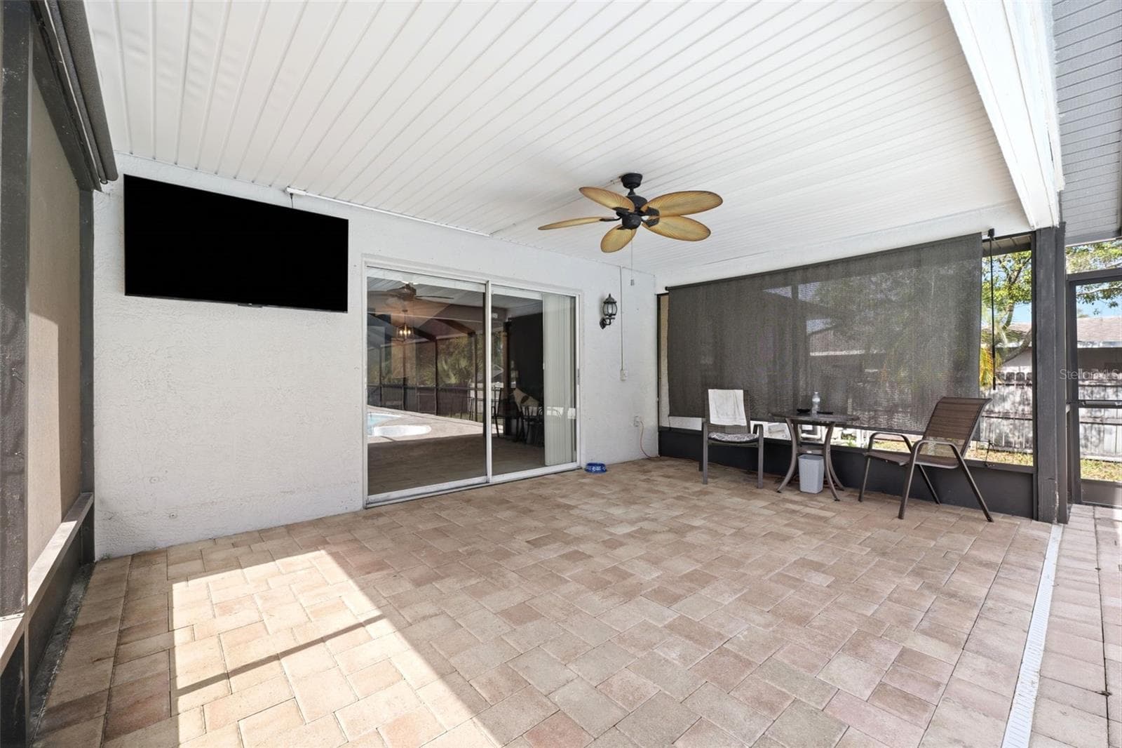 10110 Briar Cir photo 3