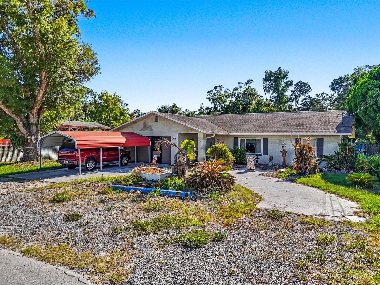 7813 Leo Kidd Ave photo 2