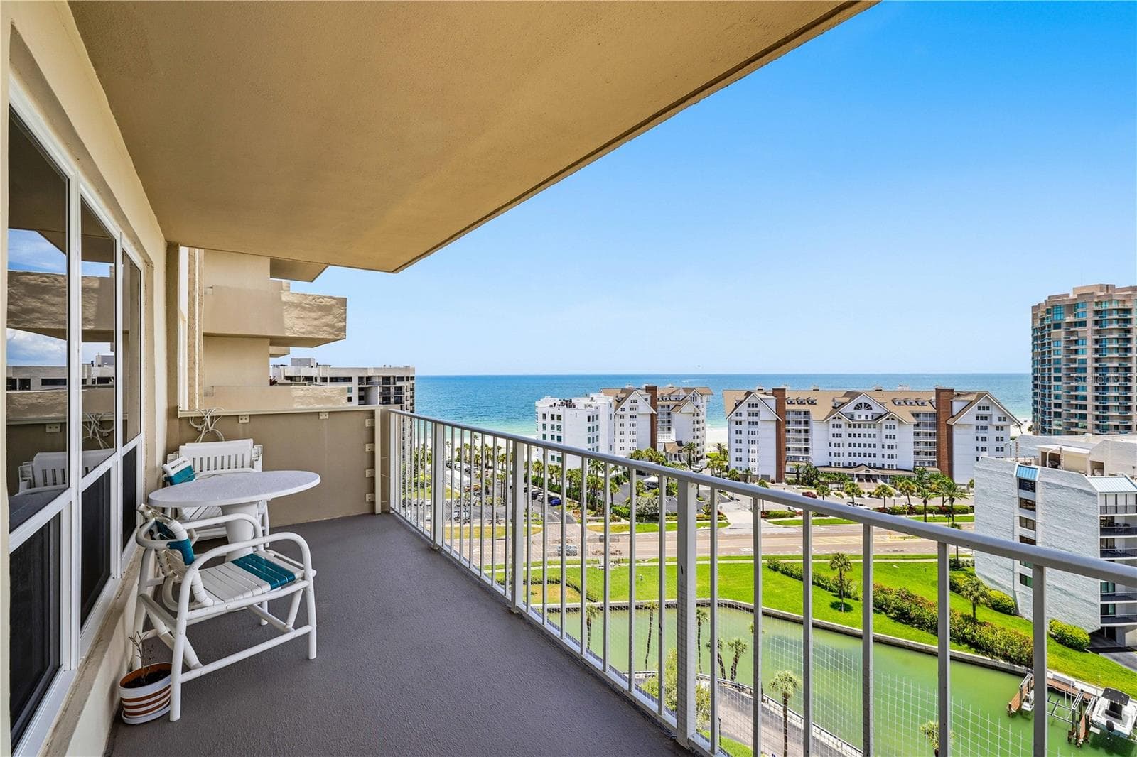 1621 Gulf Blvd #1408 photo 3