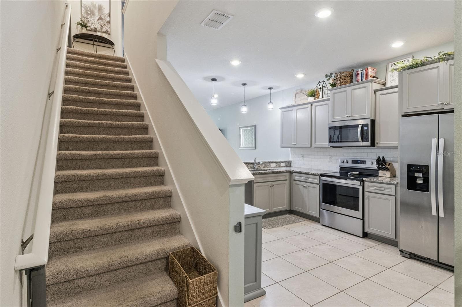 5329 Sylvester Loop photo 4