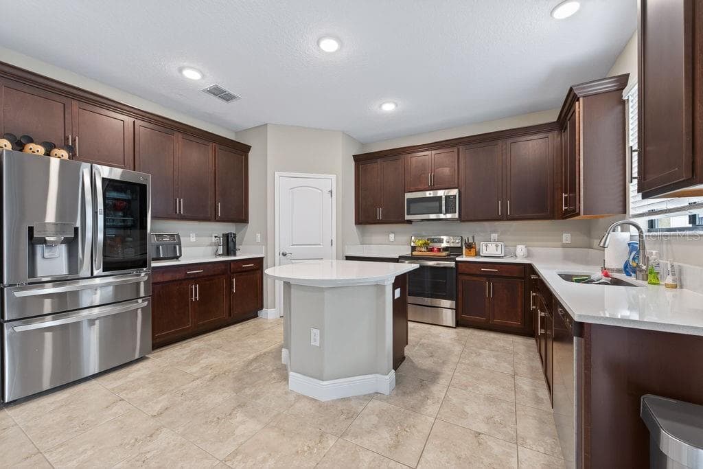12636 Sourwood Way photo 3