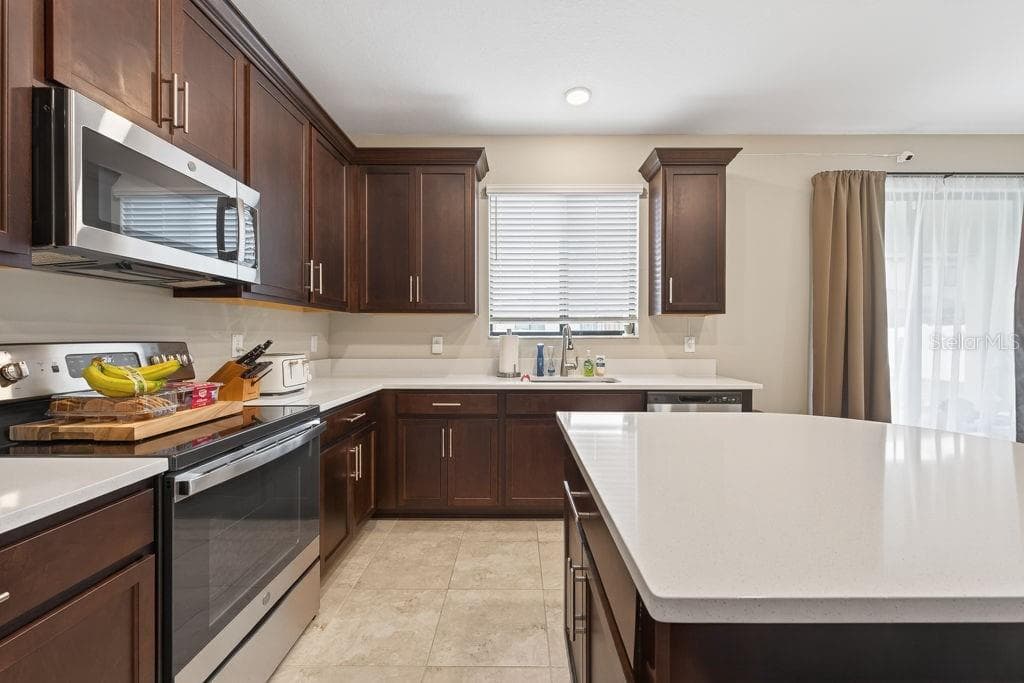 12636 Sourwood Way photo 4