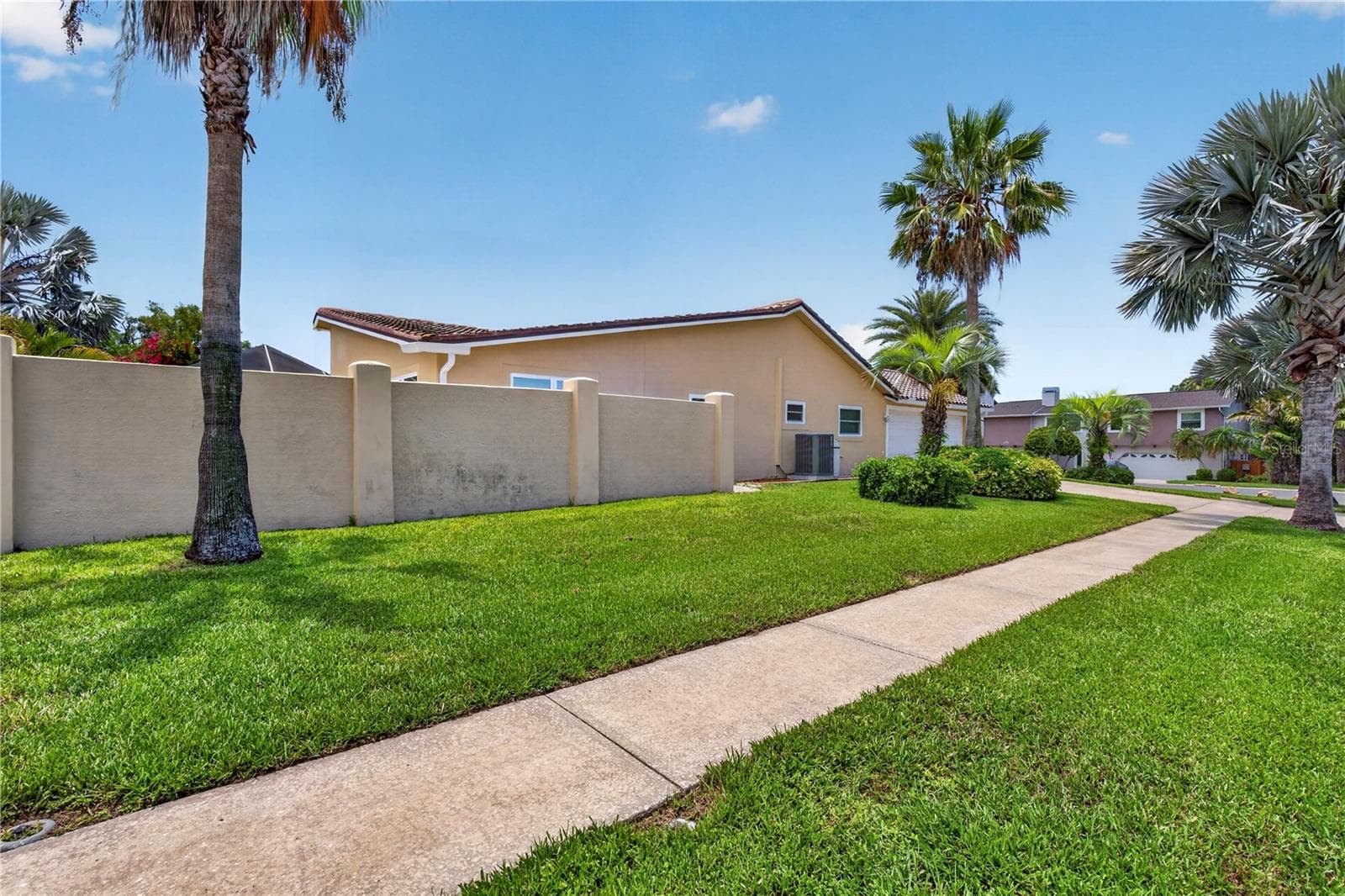 4831 Blue Jay Cir photo 4