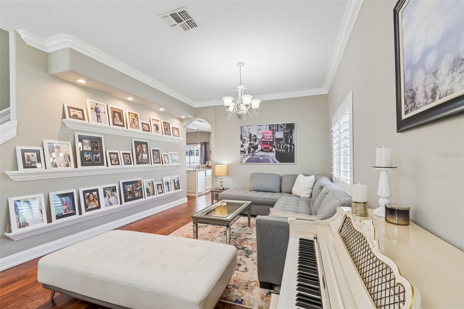 12507 Ashdown Dr photo 4