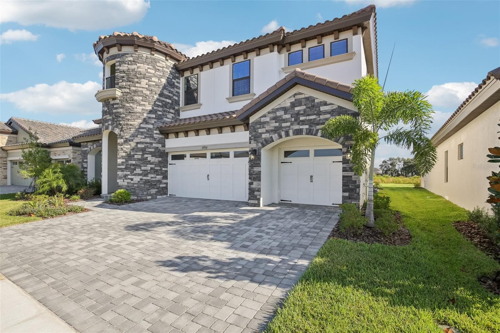 14930 Rider Pass Dr photo 2