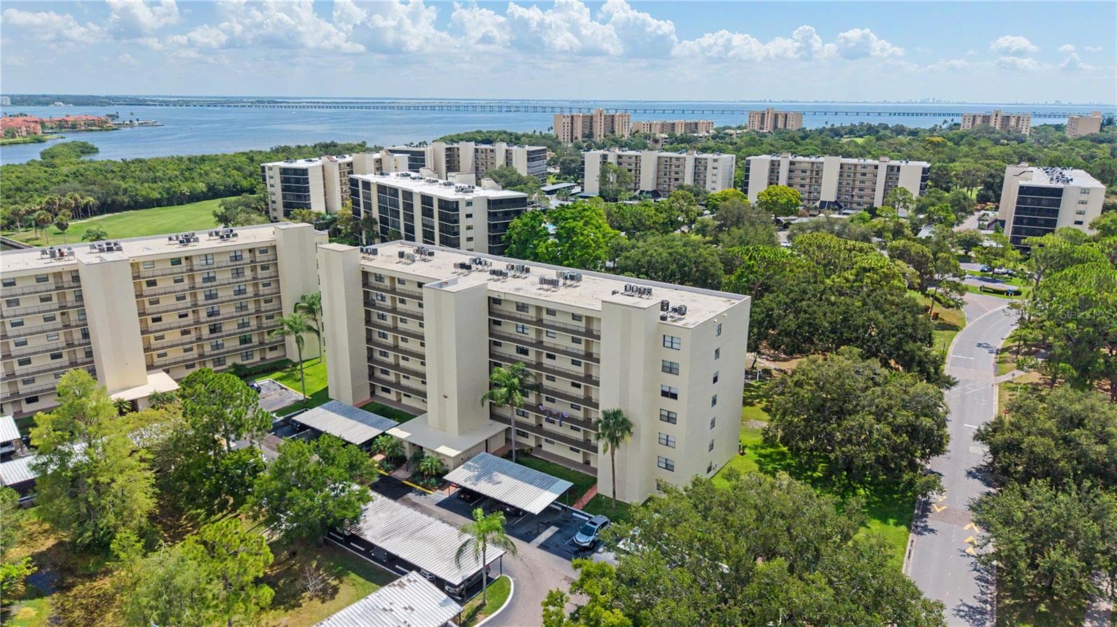 800 Cove Cay Dr #5G photo 2
