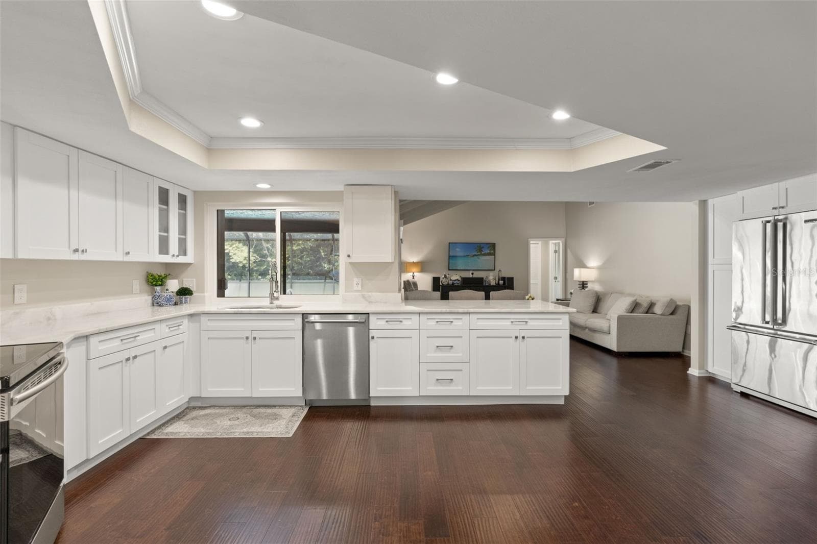 13916 Middle Park Dr photo 4