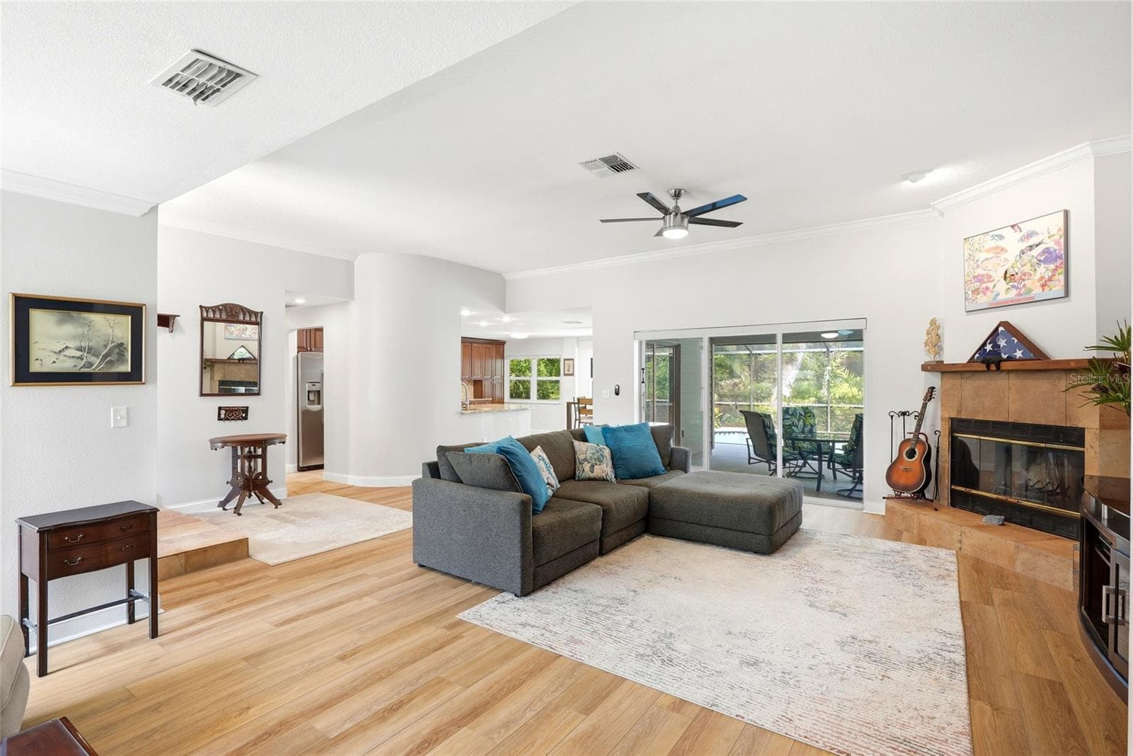4733 Lake Valencia Blvd W photo 3