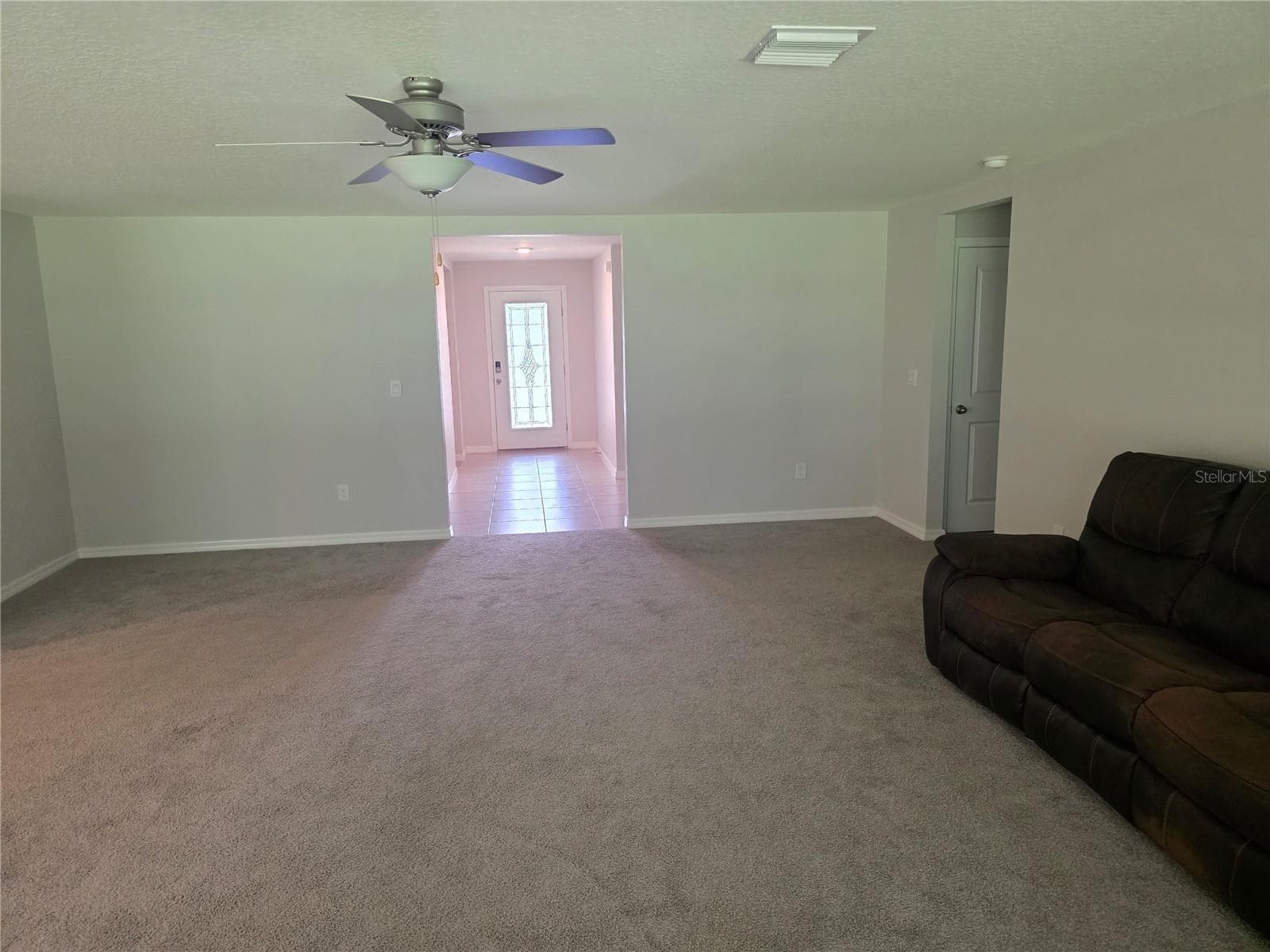5058 Diantha Way photo 5