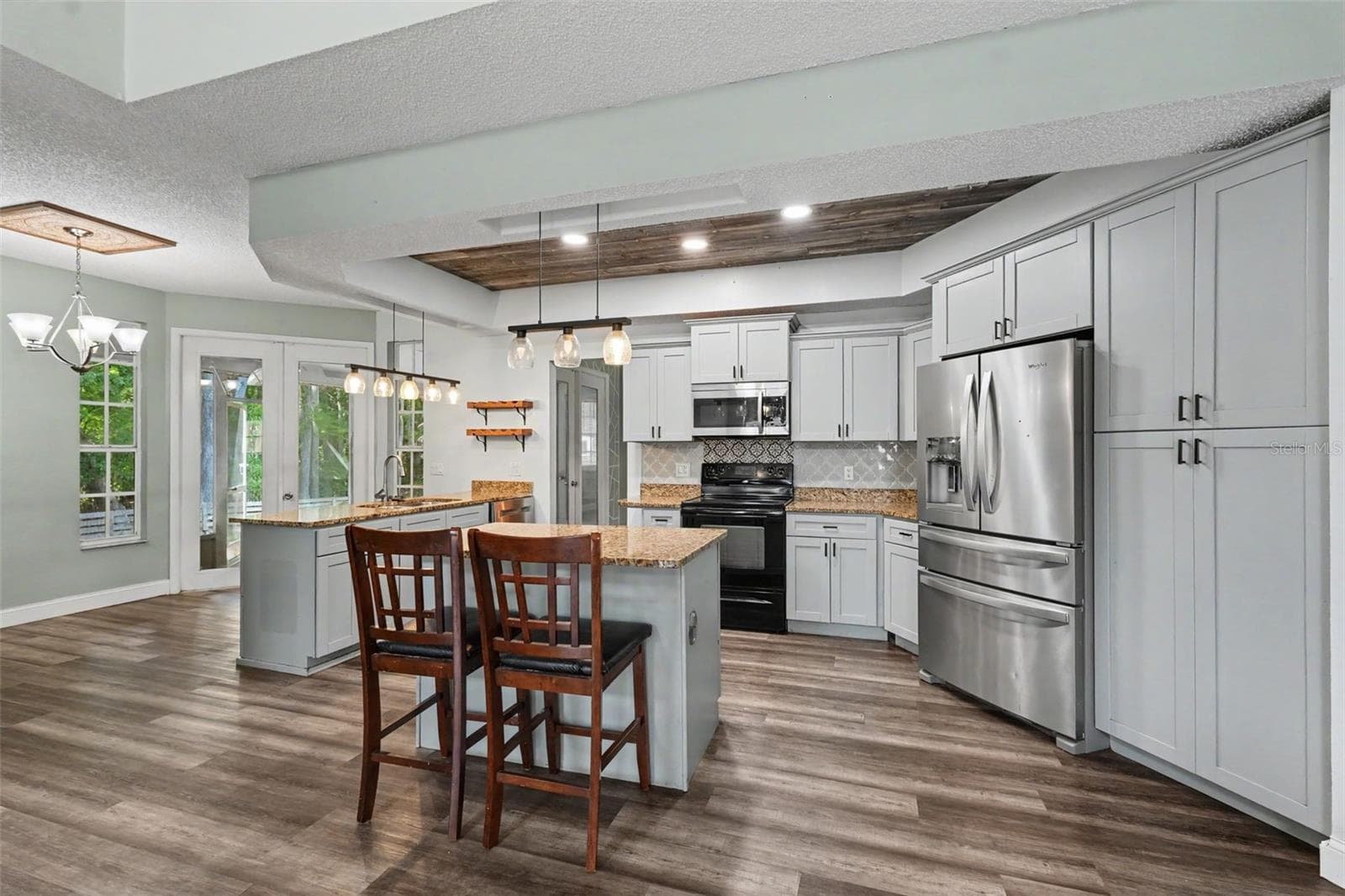 10551 Casey Dr photo 3