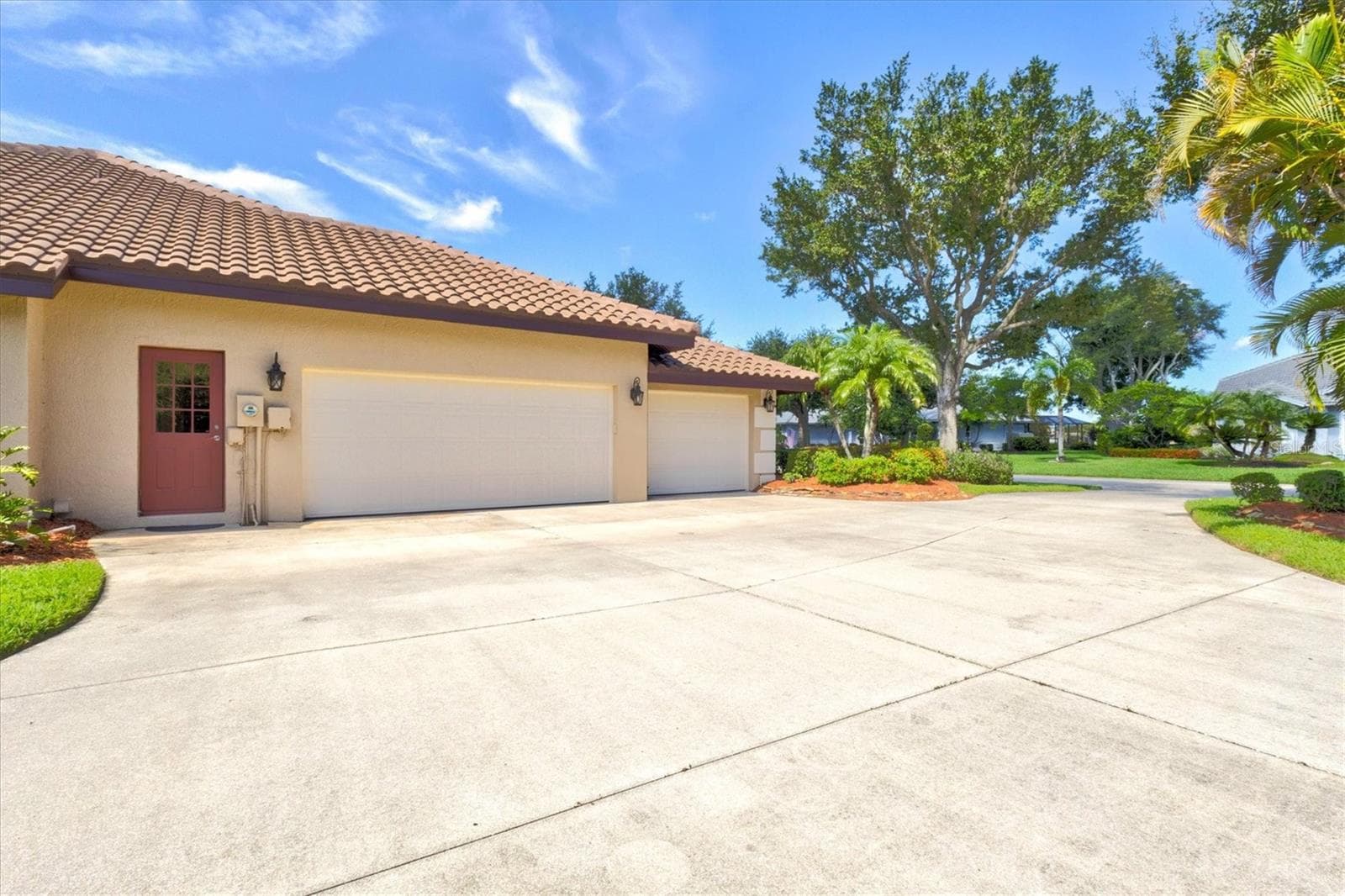 7373 S Serenoa Dr photo 5