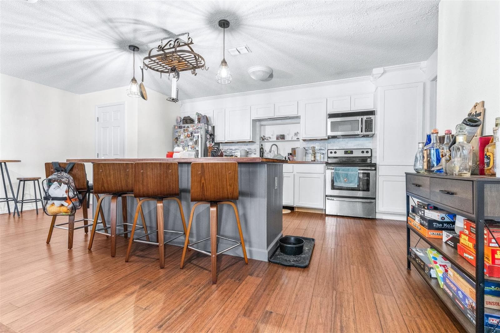 37237 Nicole Ave photo 4