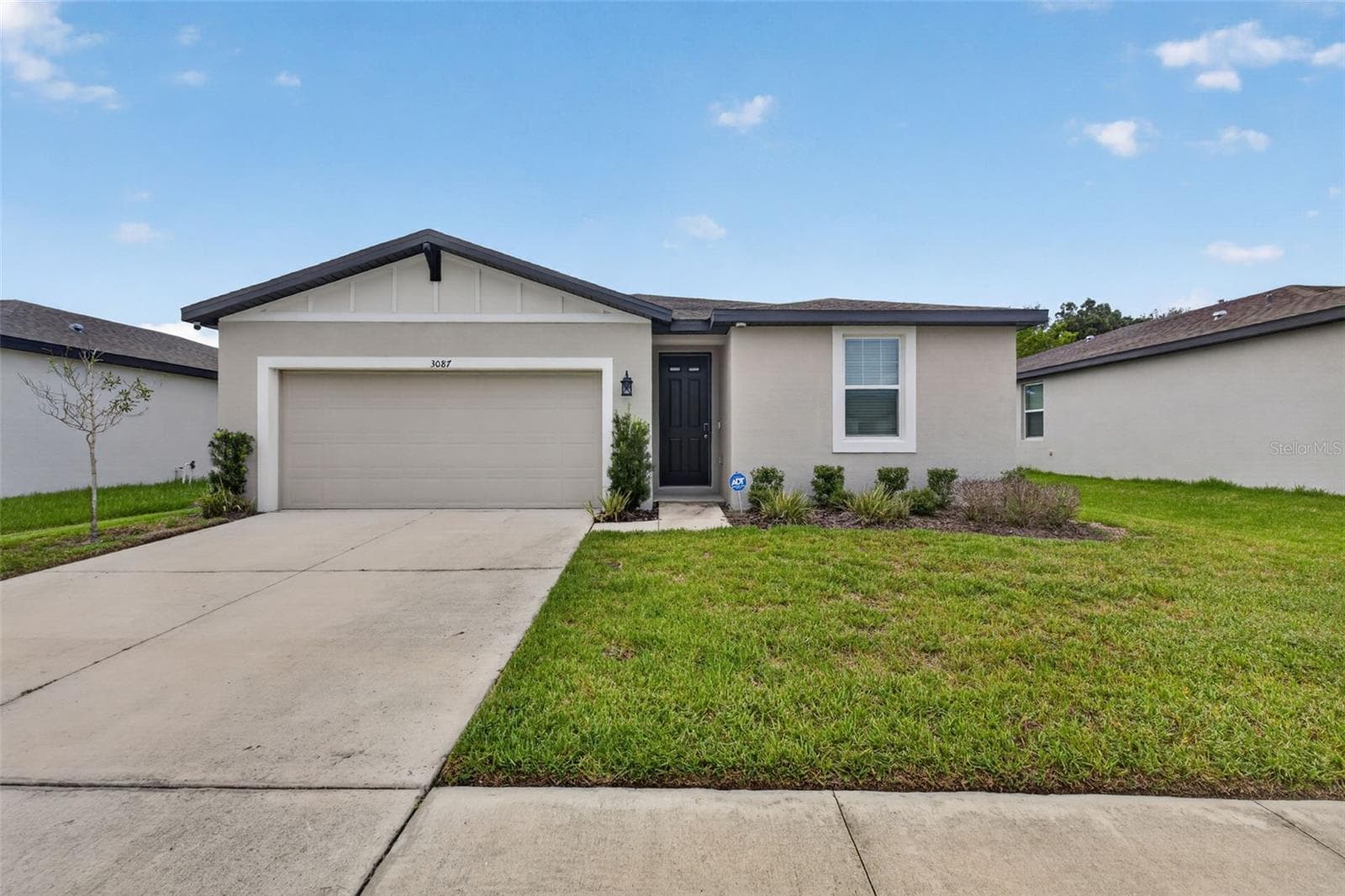 3087 Forrest Plum CT photo 2