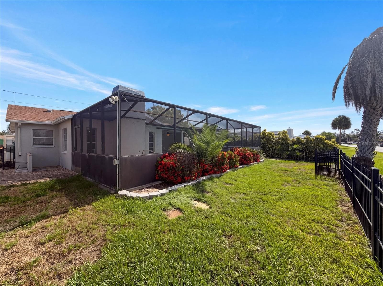 7428 Mako Dr photo 5