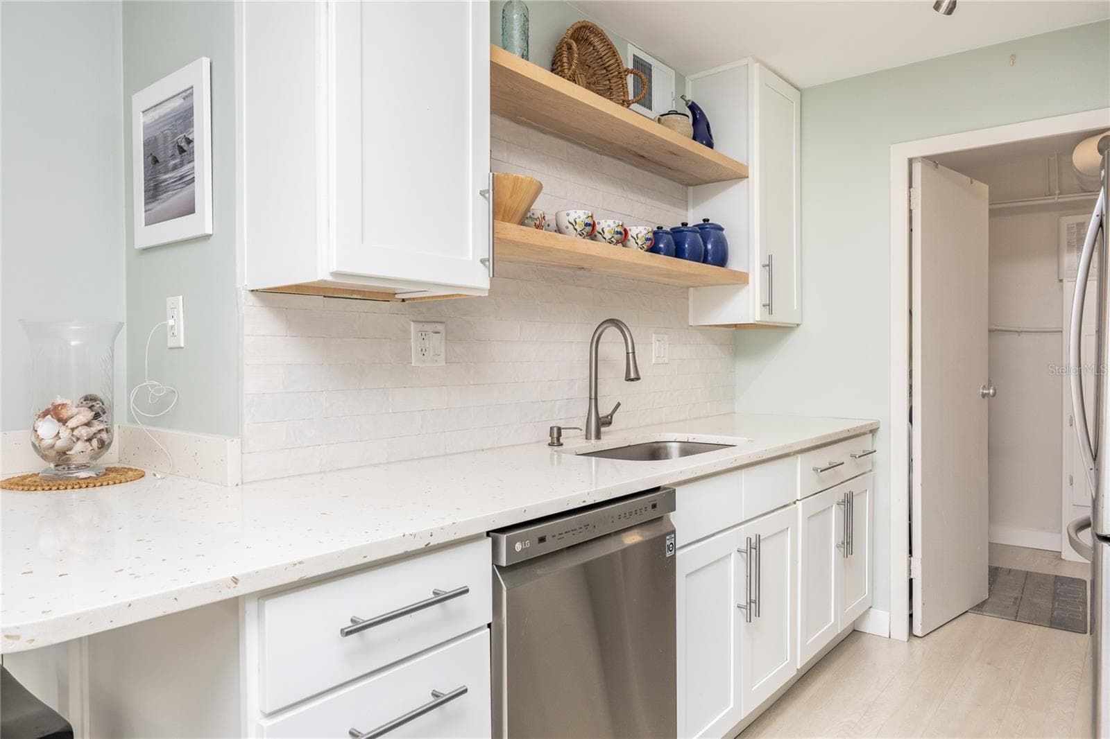 10355 Paradise Blvd #412 photo 3