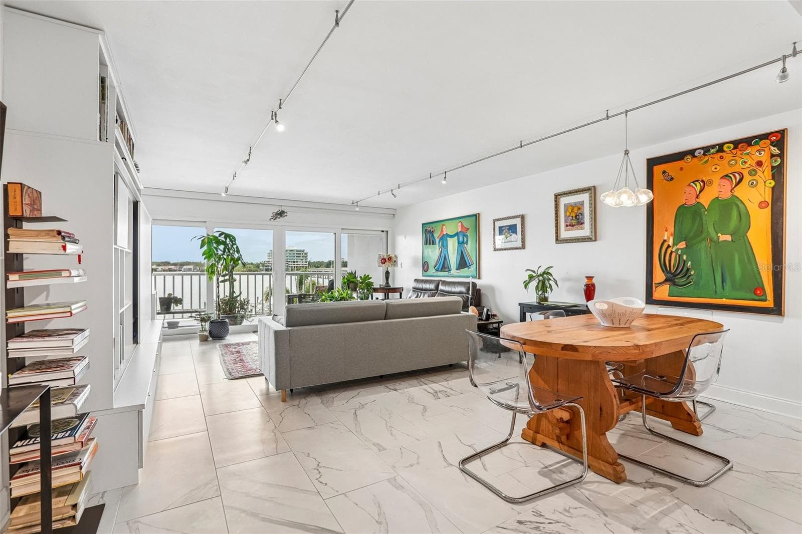 2 Adalia Ave #301 photo 5