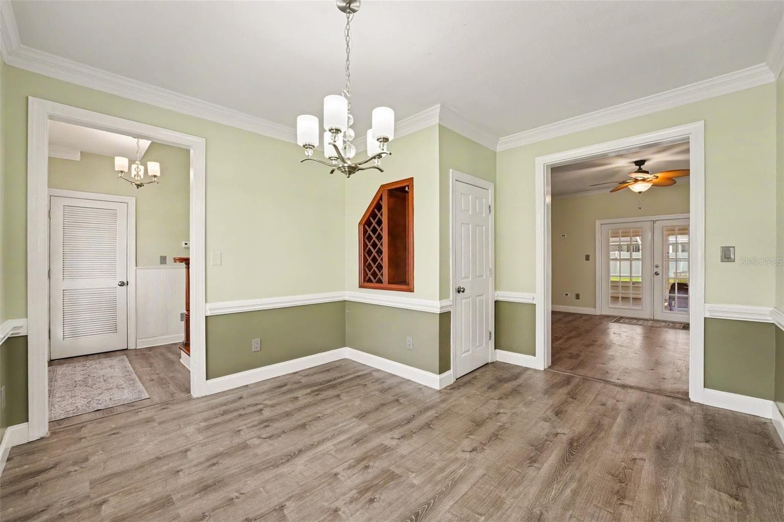 100 Sylvana CT photo 3