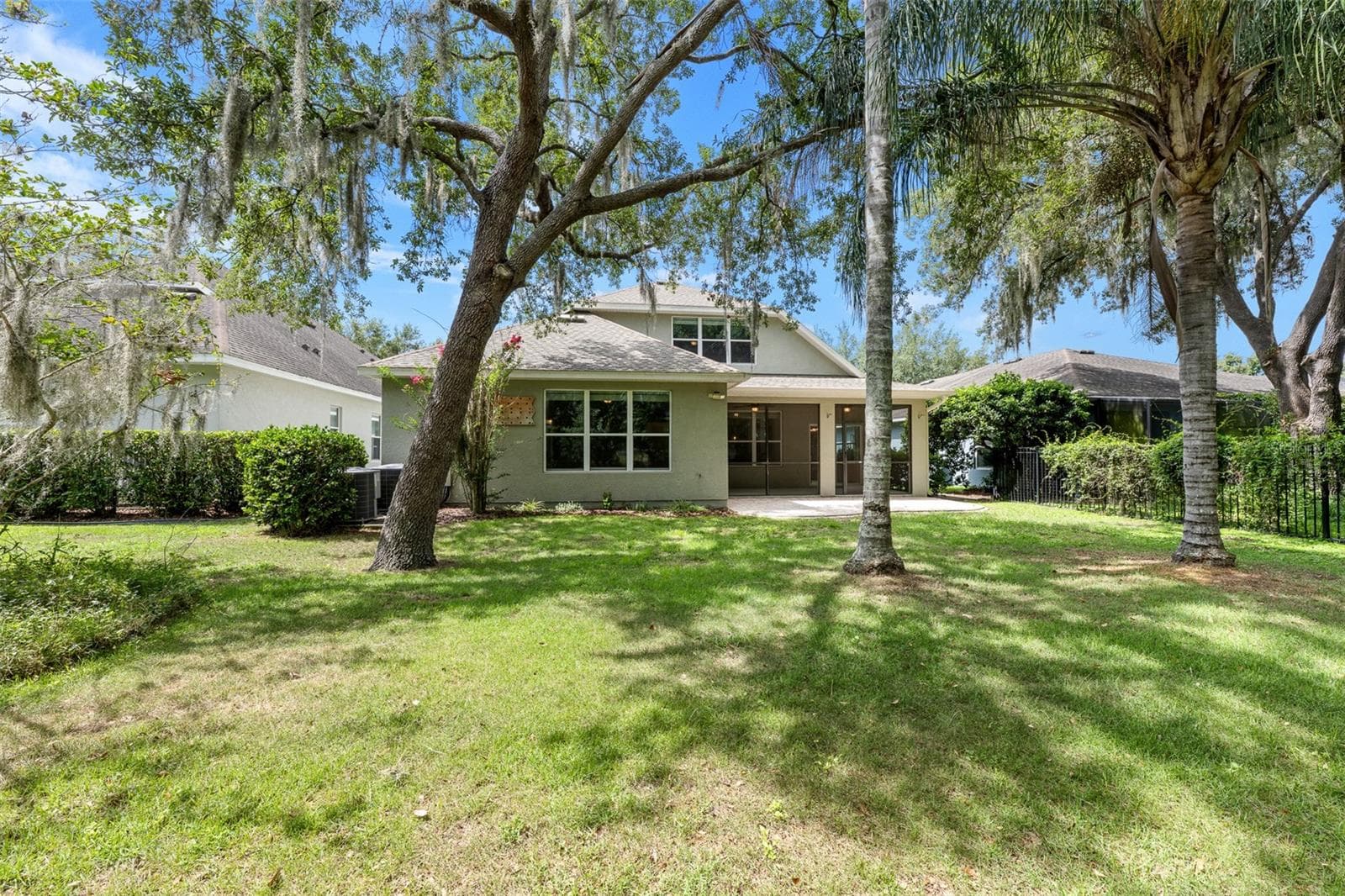 15814 Starling Water Dr photo 4