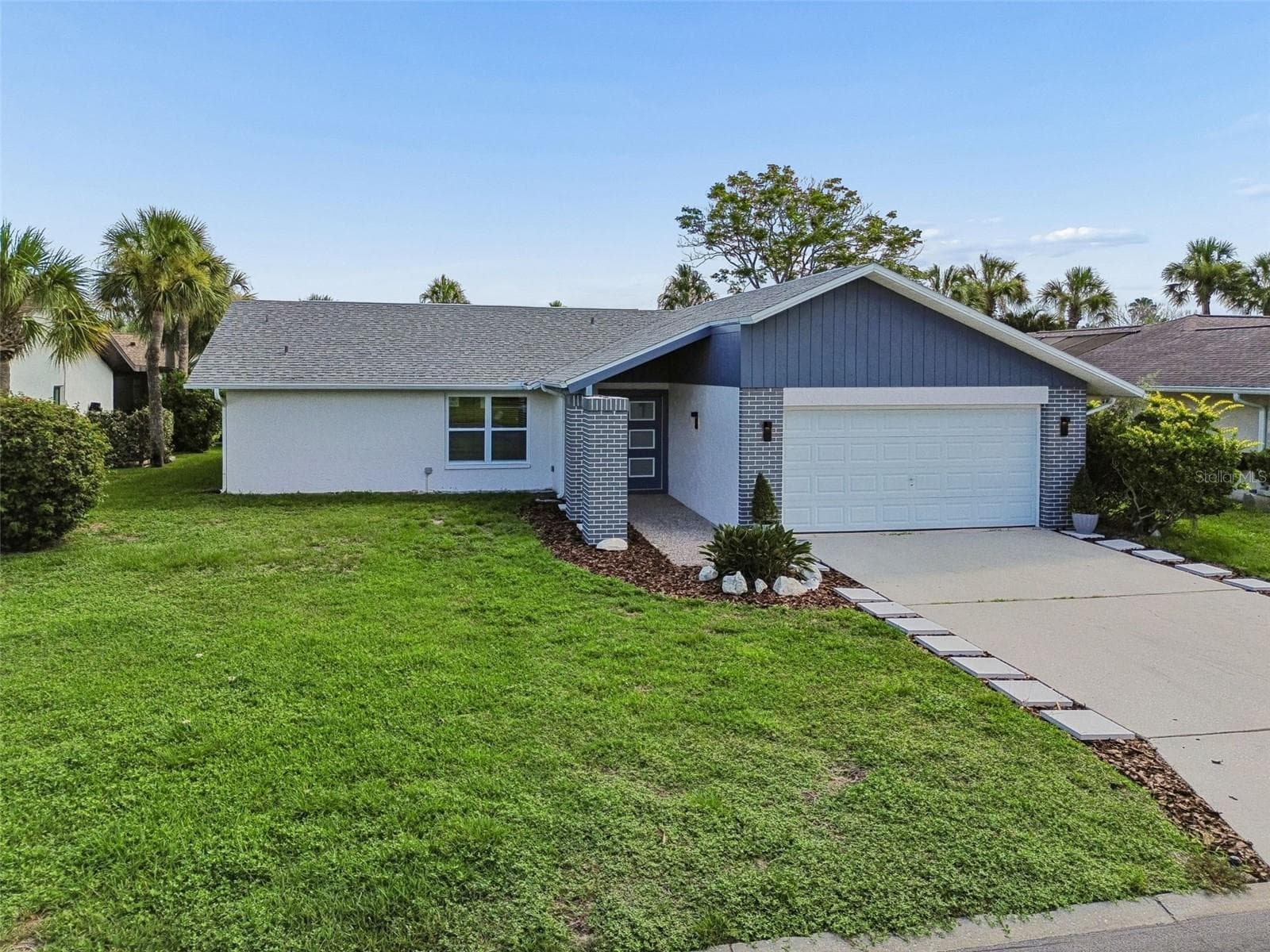 4559 Ingersol Pl photo 4