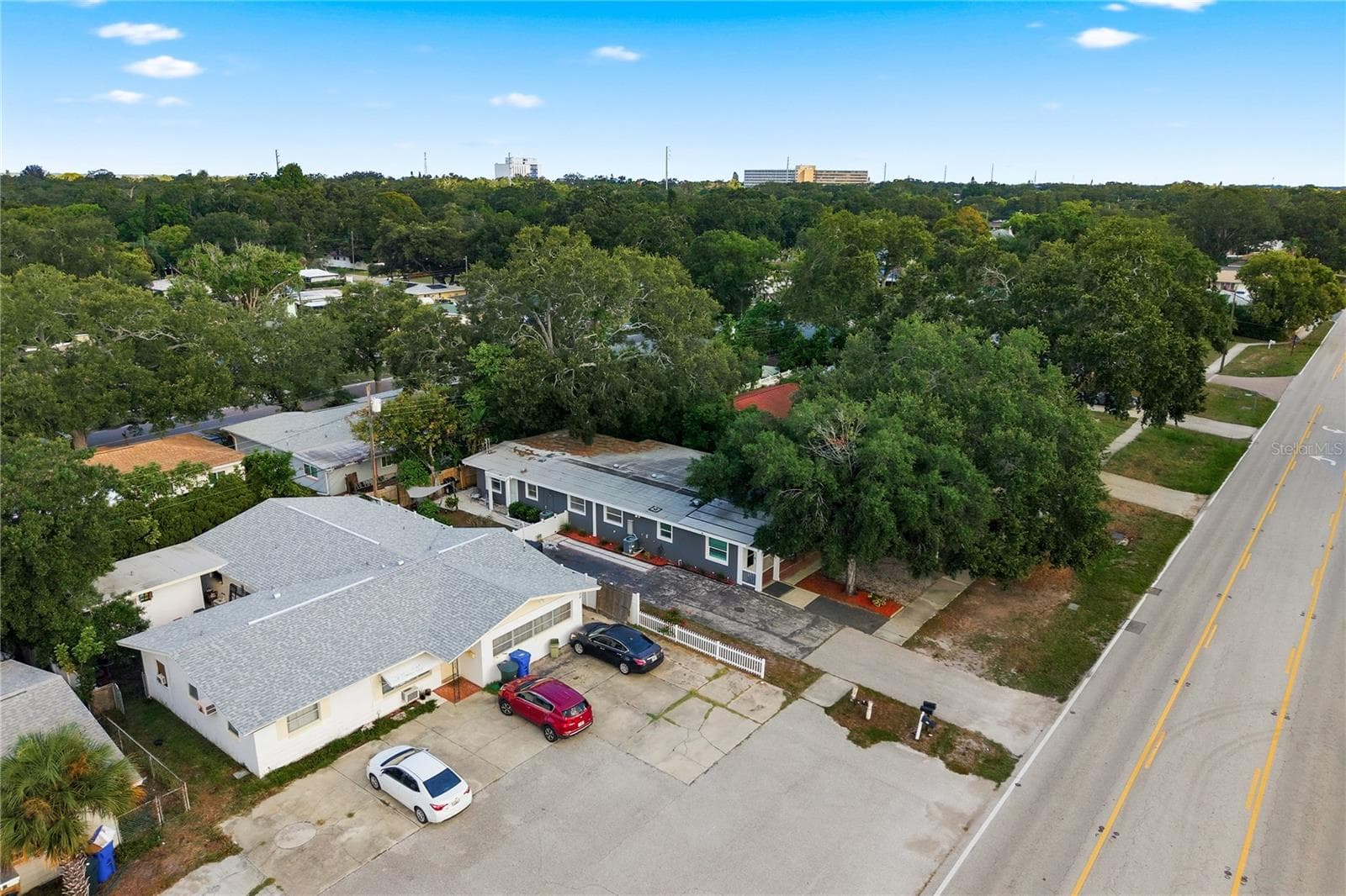 536 Patricia Ave photo 3