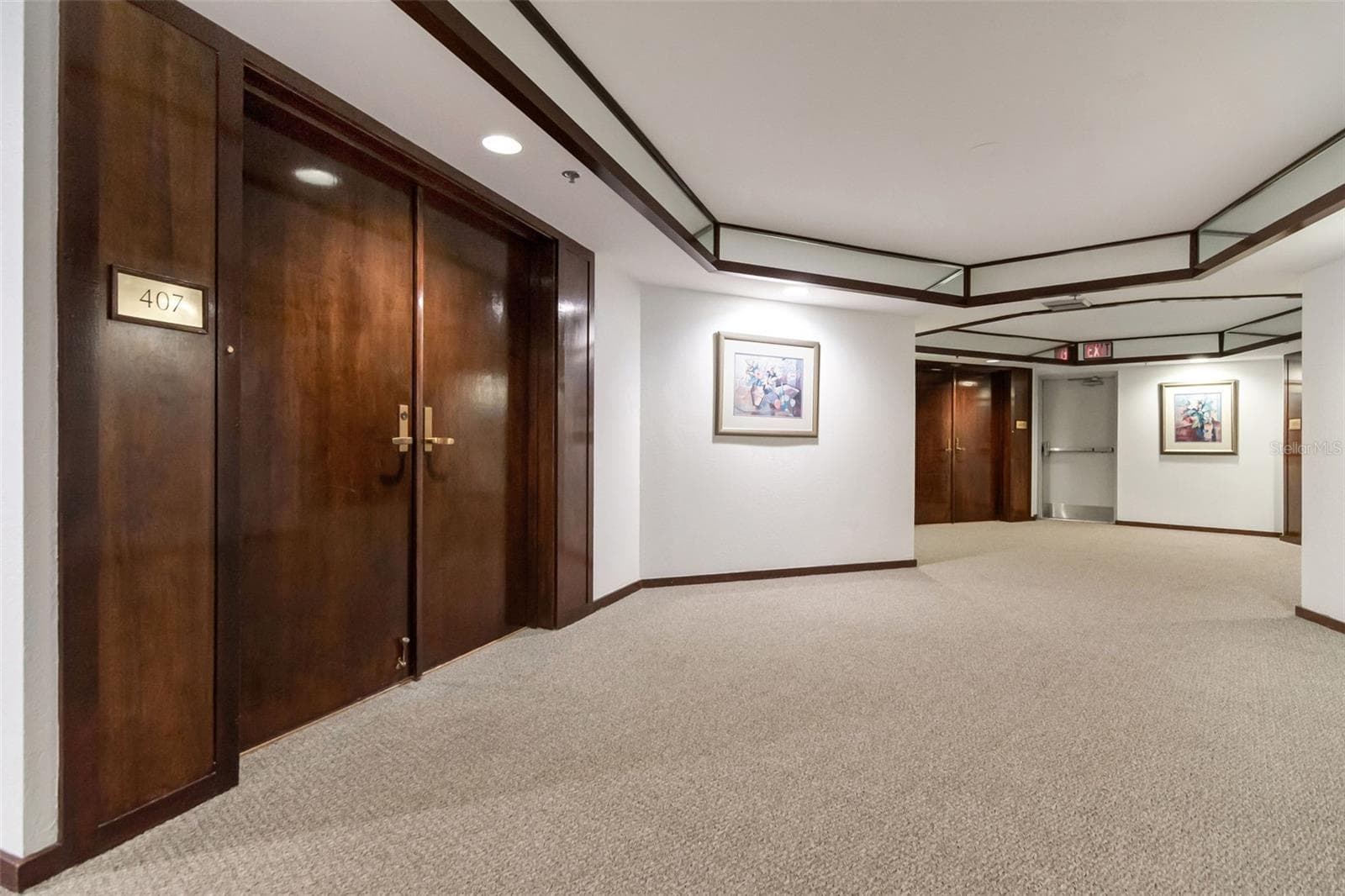 1660 Gulf Blvd #407 photo 5