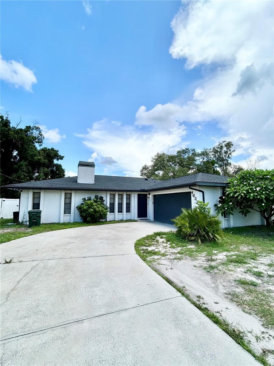 4633 Brooksdale Dr photo 3