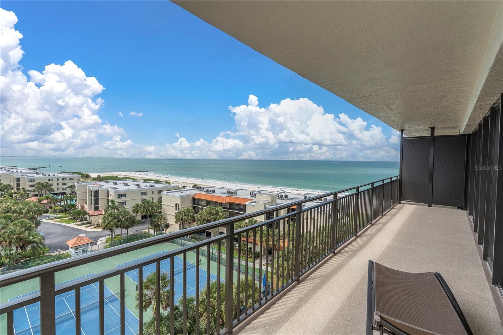 7600 Bayshore Dr #701 photo 3