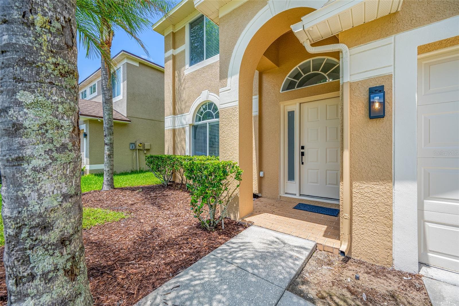 25147 Geddy Dr photo 5