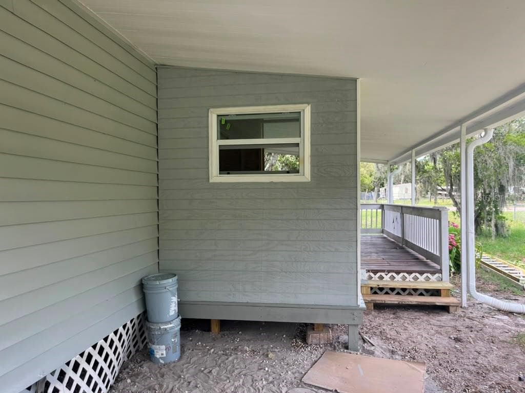 14810 Thompson Ave photo 2