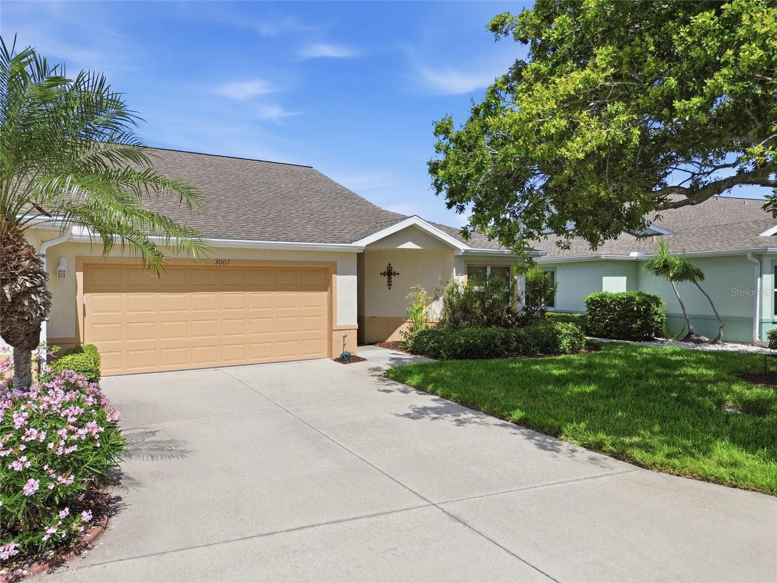 3007 Live Oak Ln #34 photo 3