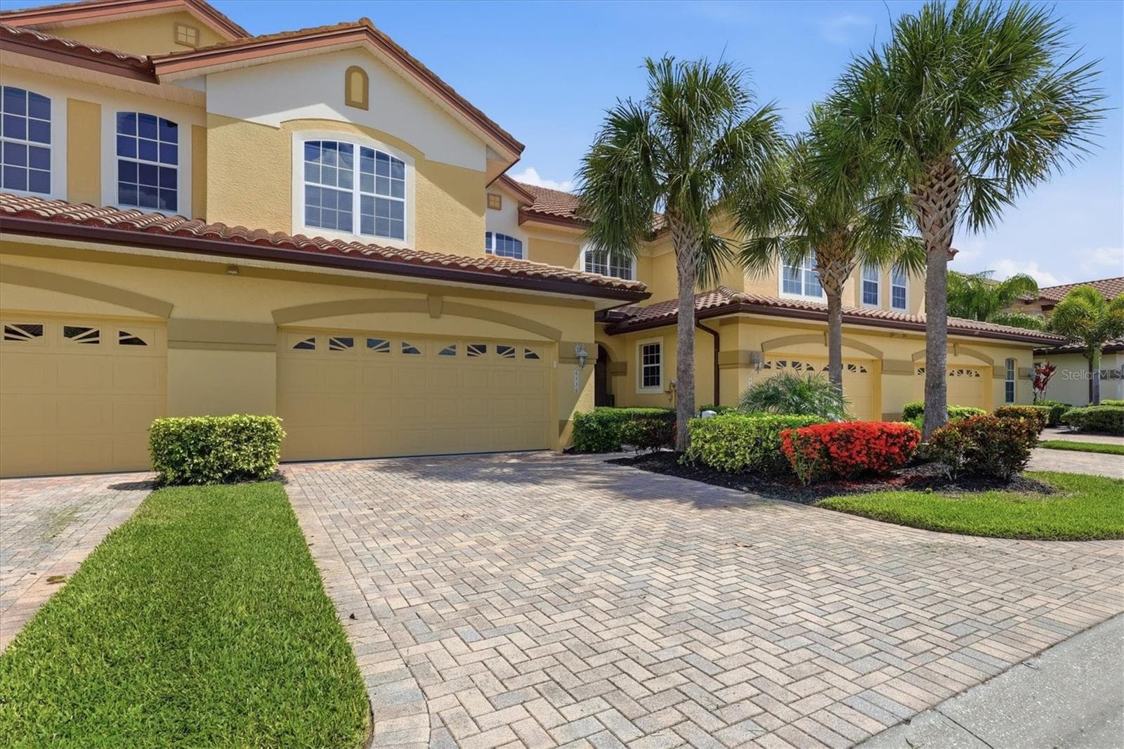 8434 Miramar Way photo 2