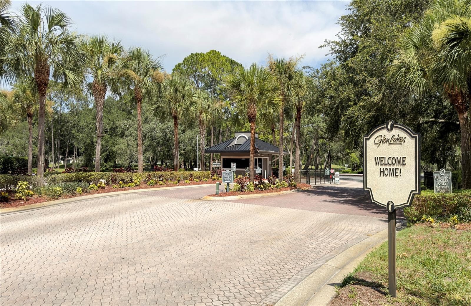9685 Southern Belle Dr photo 4