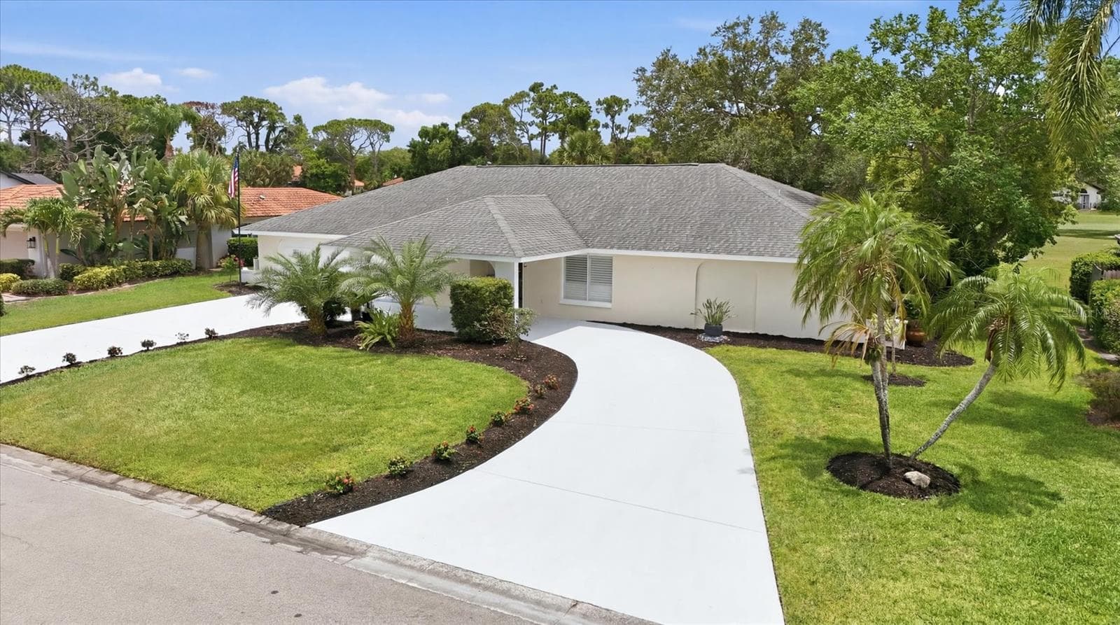 3900 Torrey Pines Blvd photo 4