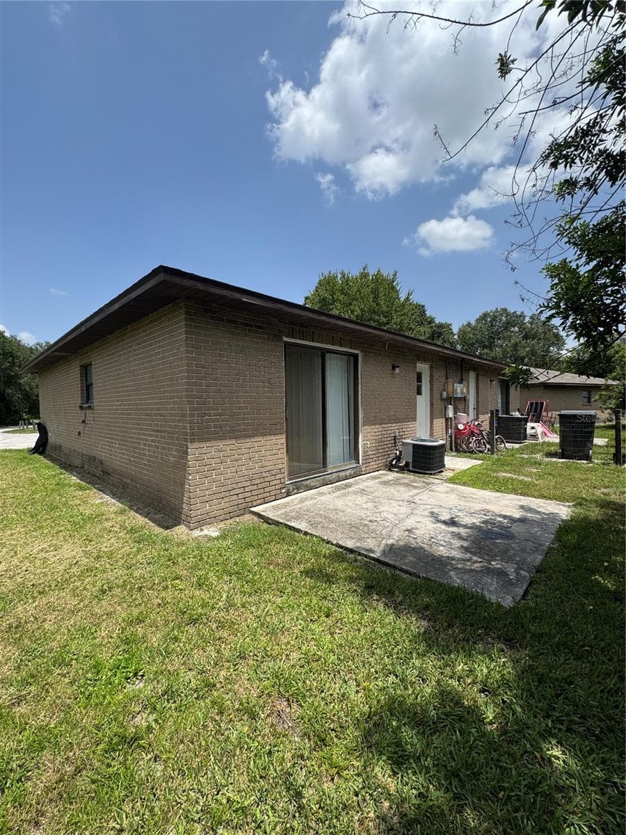 2929 Nine Iron Dr photo 3