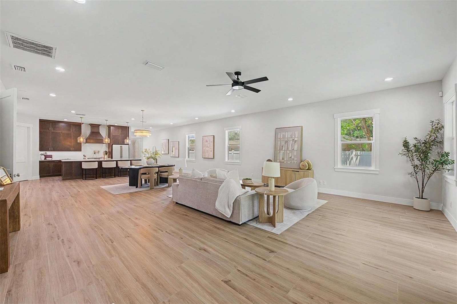 110 S Arrawana Ave #1 photo 5