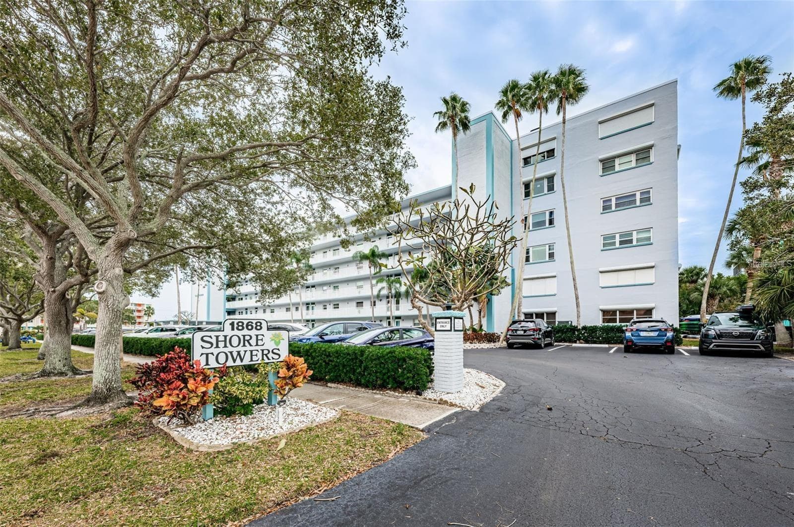 1868 Shore Dr S #102 photo 3