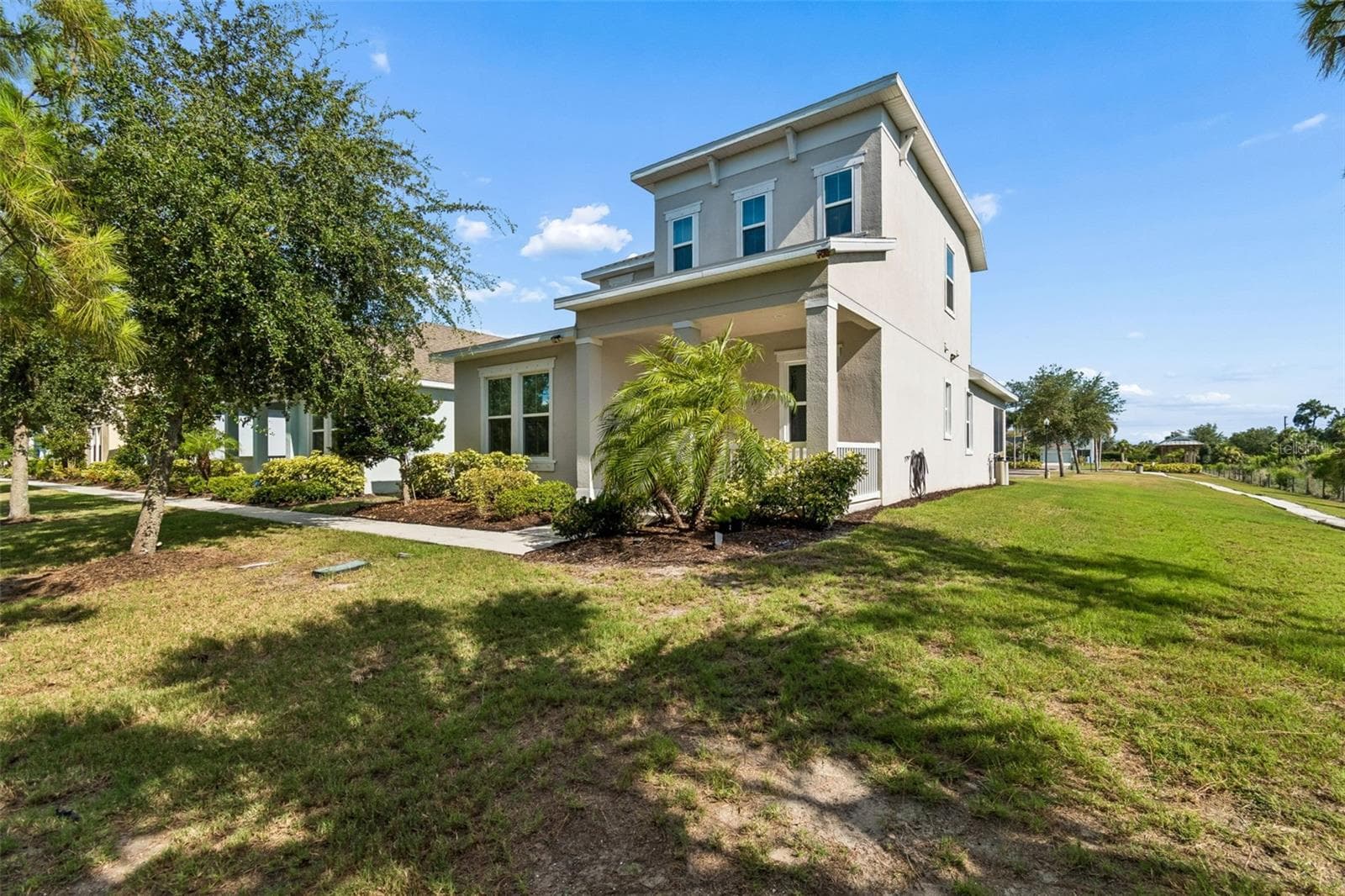 803 Winterside Dr photo 3