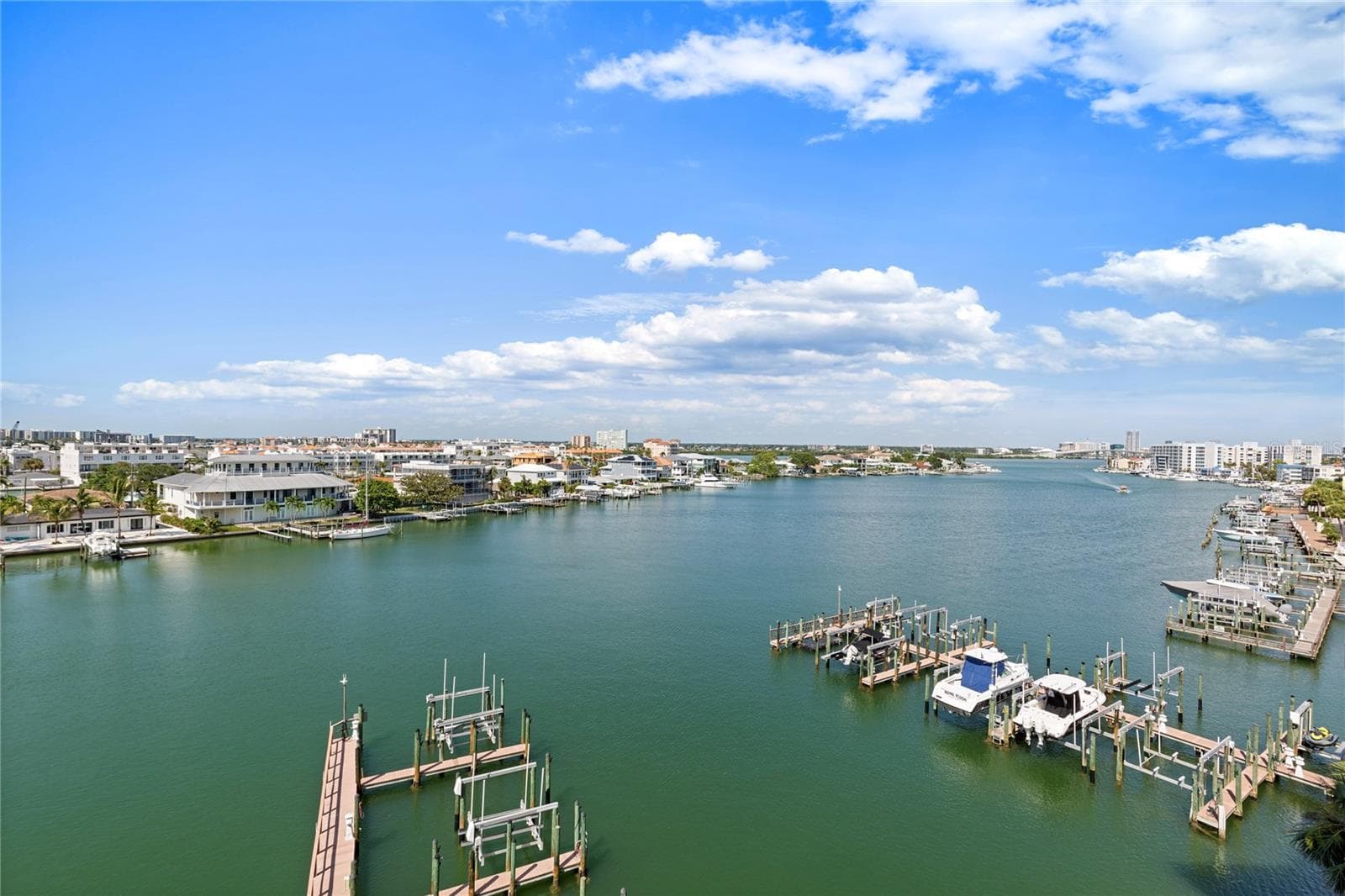 530 S Gulfview Blvd #601 photo 2