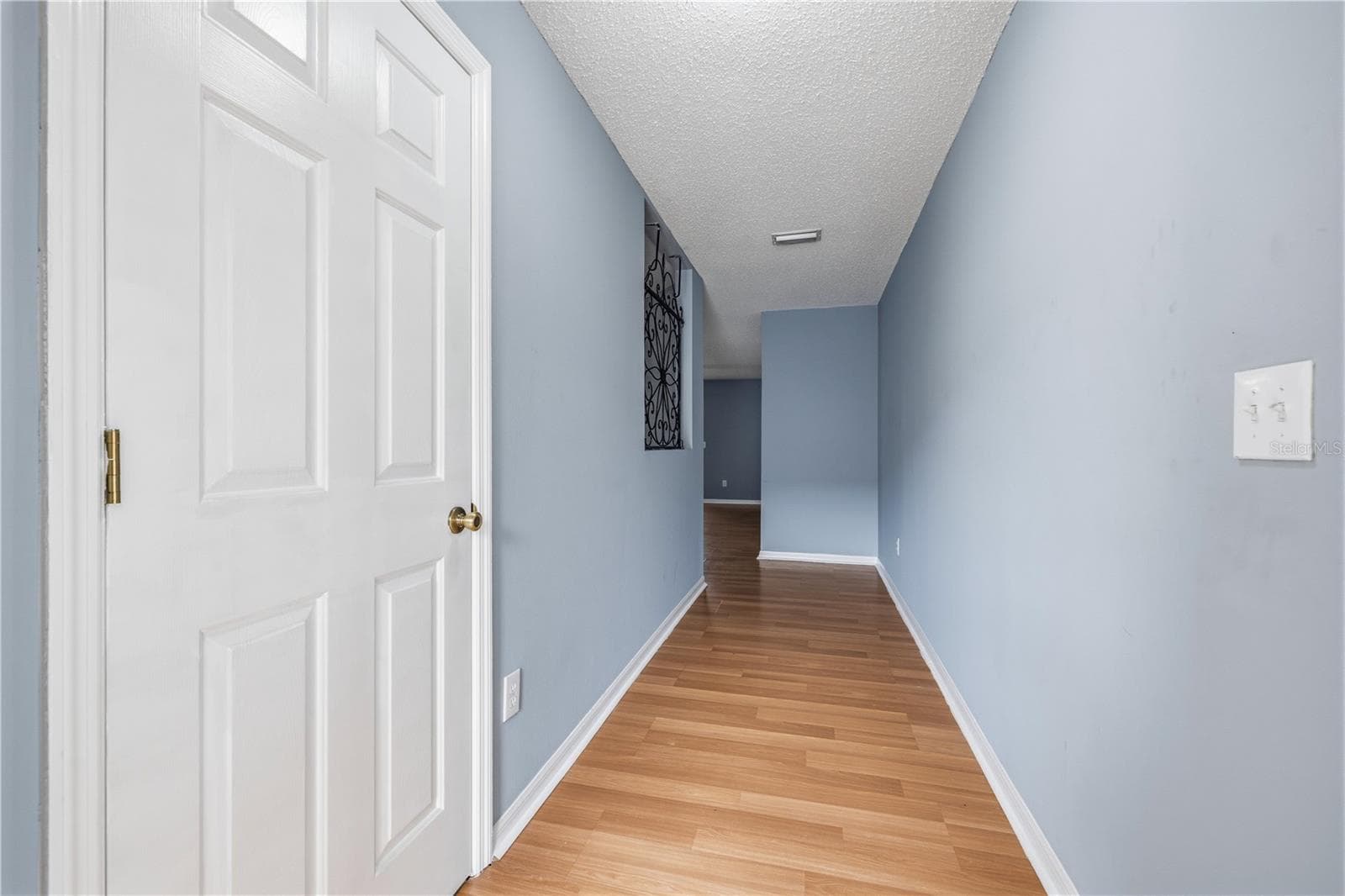 8431 Edgewater Place Blvd photo 4