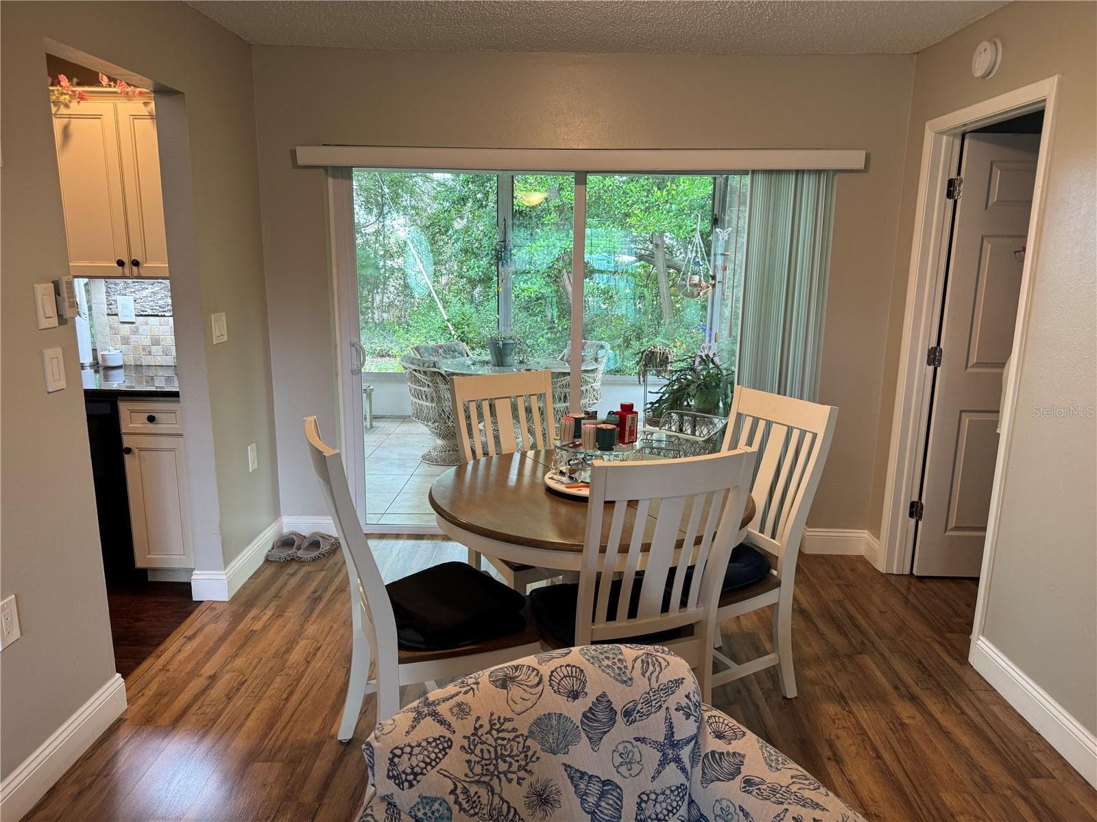 10707 Salamanca Dr photo 5