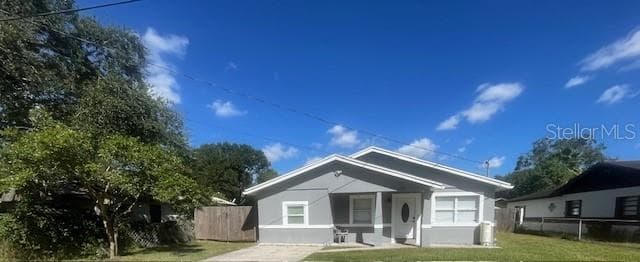7712 Deleuil Ave photo 2