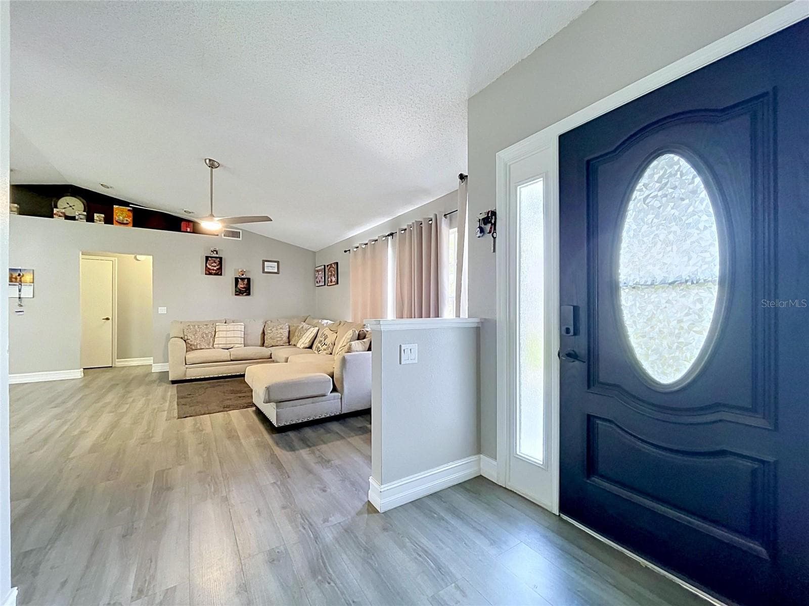 8017 Glenridge Ln photo 5