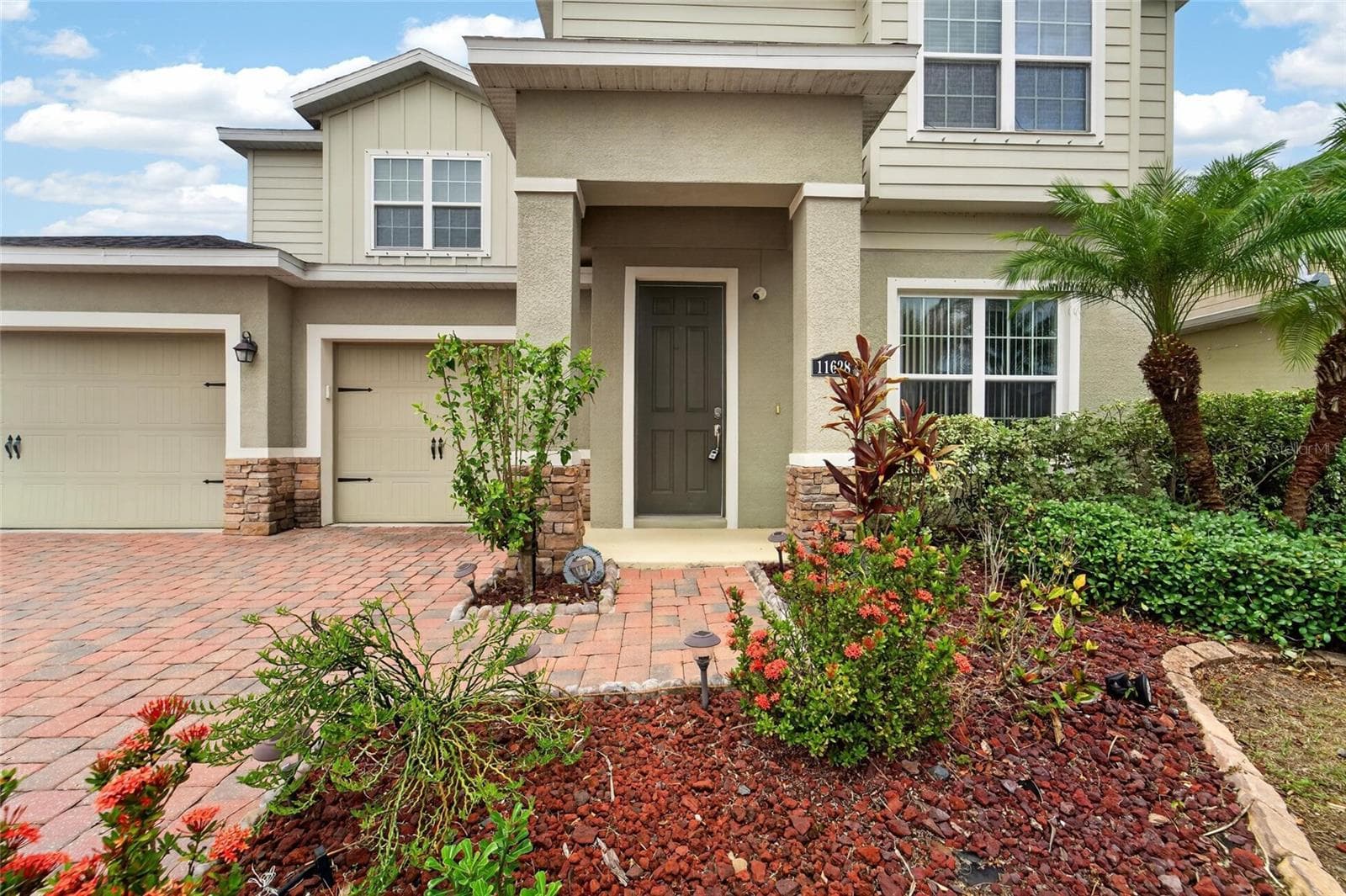 11628 Lake Lucaya Dr photo 5