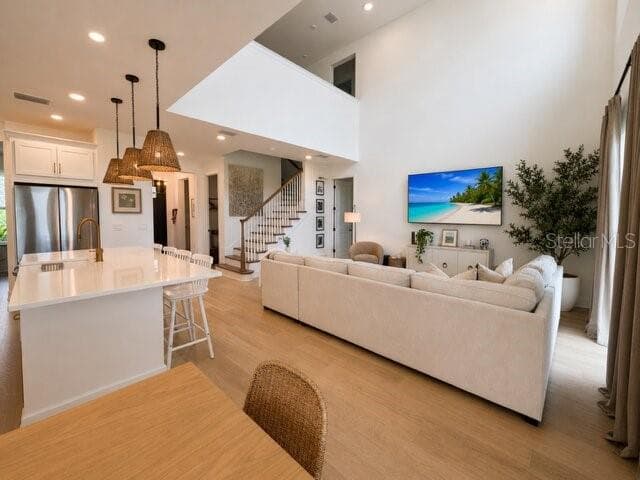 8532 Golden Dawn CT photo 4