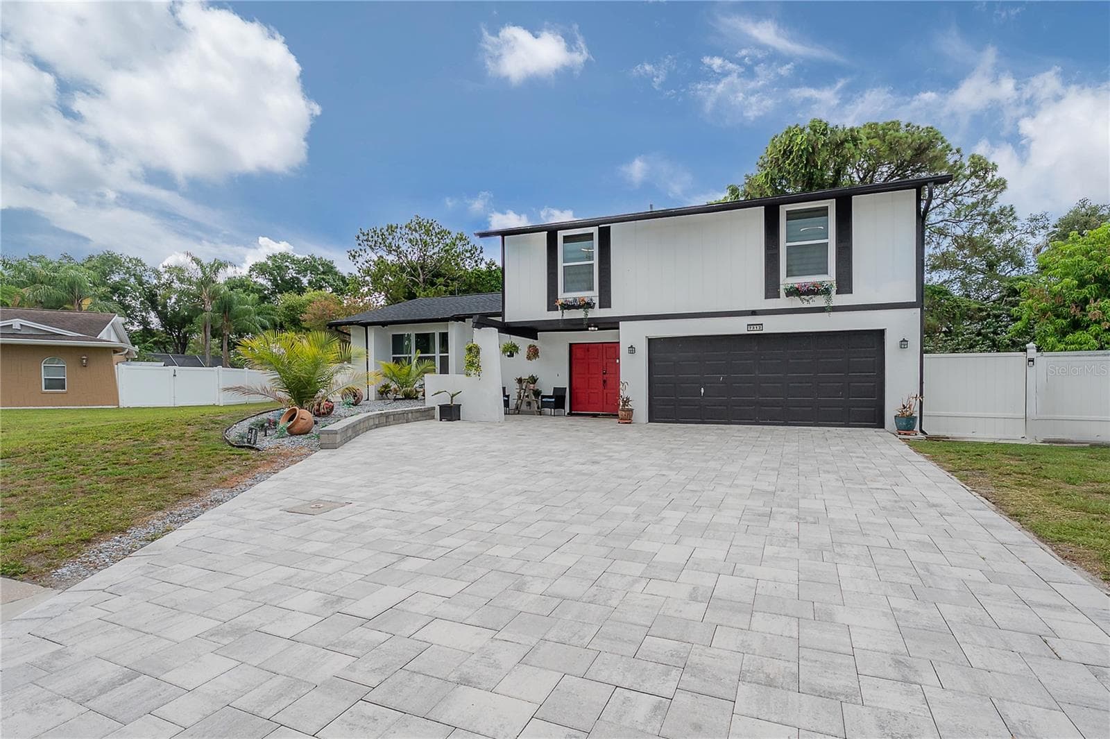 7312 Nova Cir photo 3